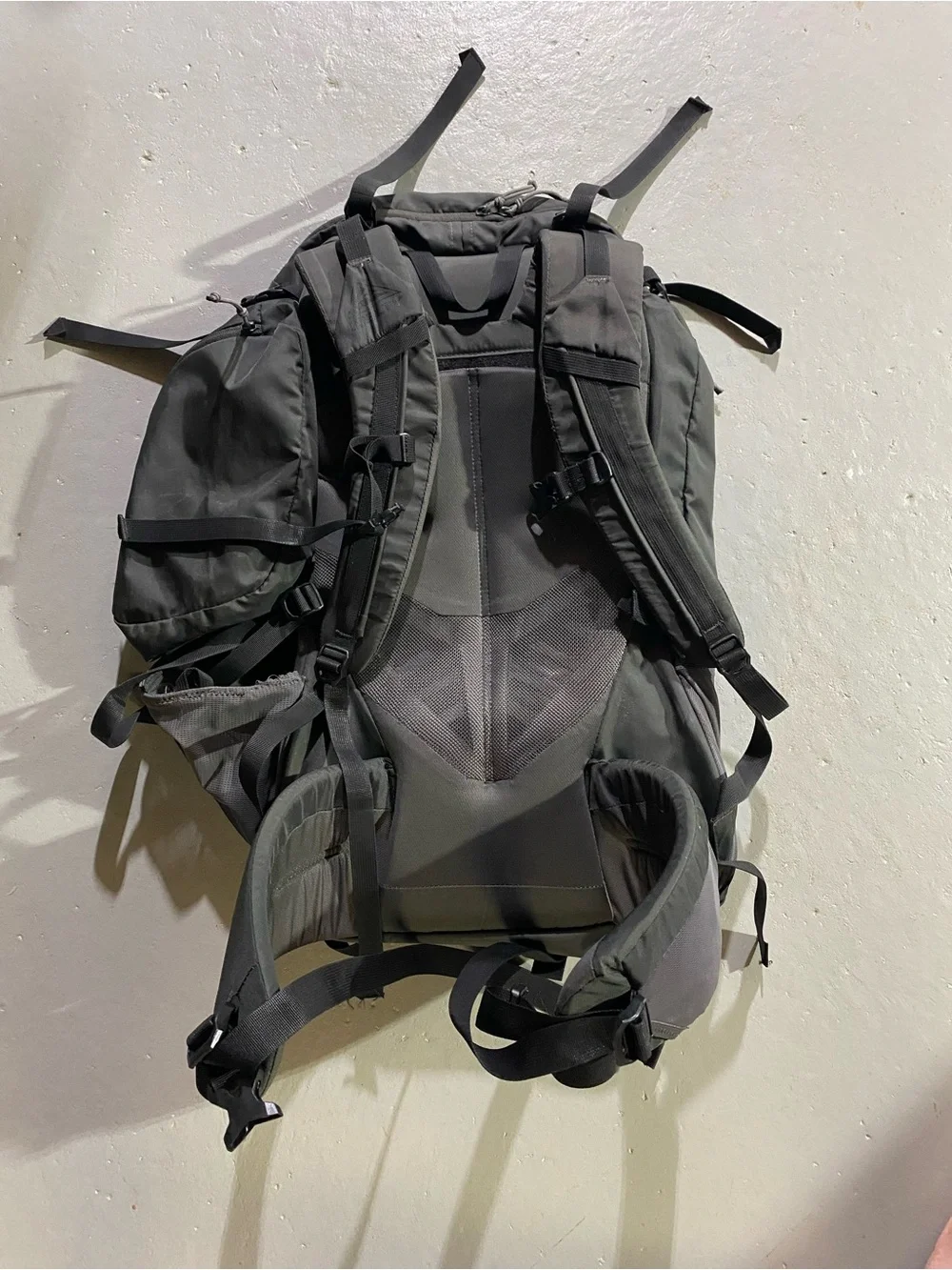 Kelty redwing 50 hiking backpack